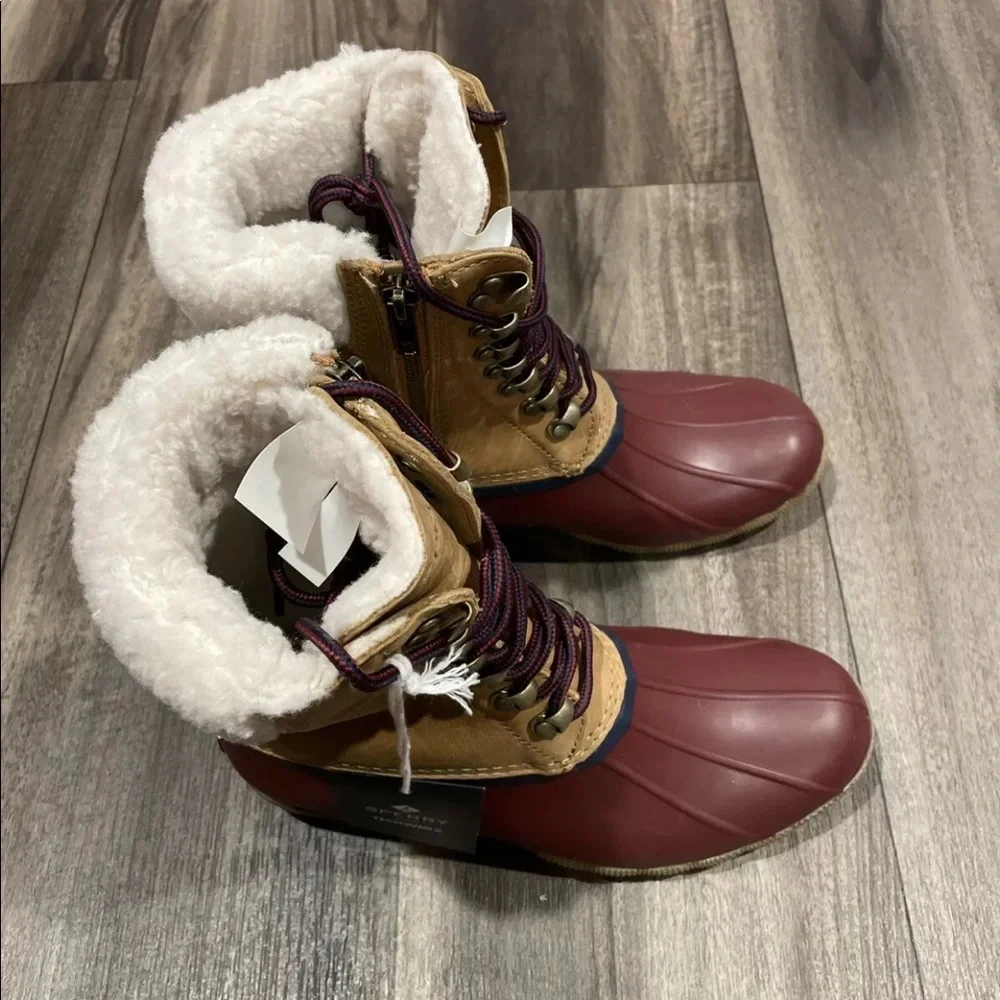 NWT Sperry Saltwater‎ Tall Leather Cozy Duck Boots